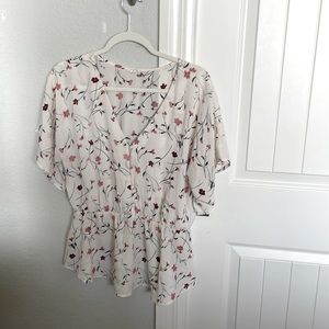 Sienna Sky floral blouse size L